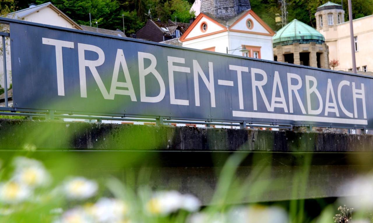 Moselromance - Luxusapartment - Grosse Terrasse - Ruhige Lage Traben-Trarbach Luaran gambar