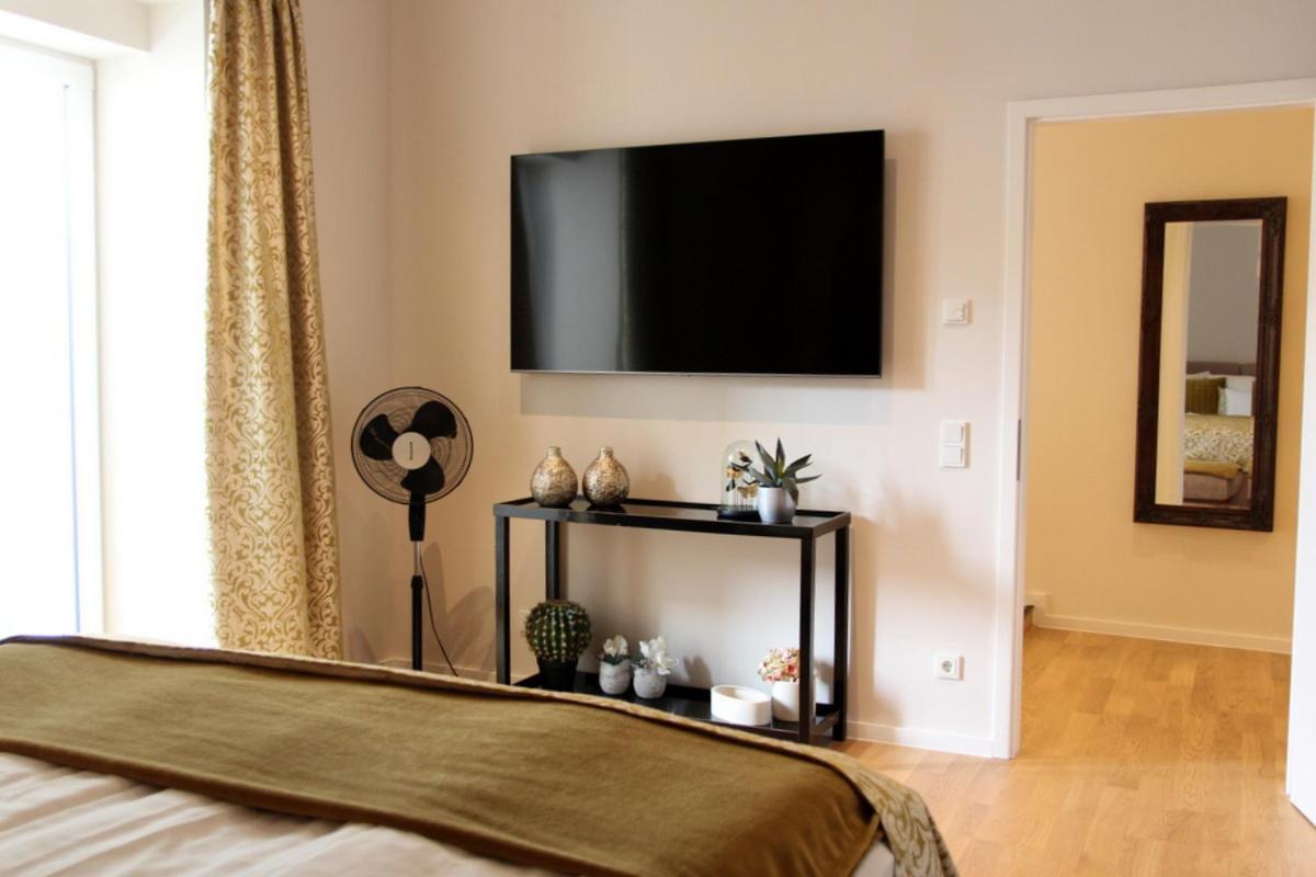 Moselromance - Luxusapartment - Grosse Terrasse - Ruhige Lage Traben-Trarbach Luaran gambar
